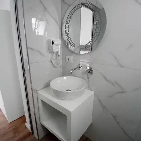 Apartment Alfio Ksamil