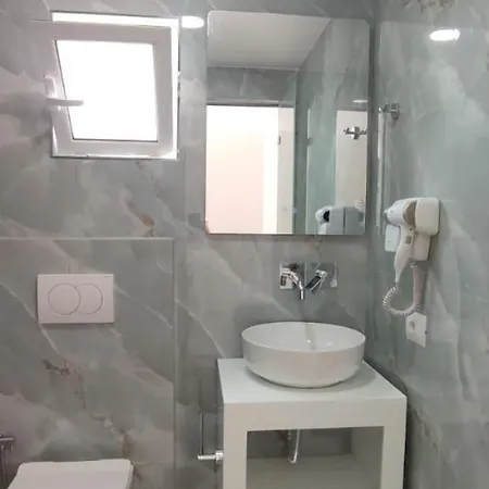 Fredi Muça * Ksamil